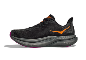 HOKA Women's Mach 6 Running Shoes - BLACK / FUCHSIA