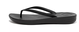 fitflop Women's IQUSHION Ergonomic Flip-Flops - Black